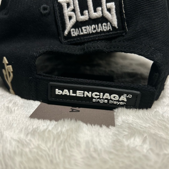 COPY - Balenciaga Black 2.0 Extreme  Logo Cap Rare - Picture 4 of 7